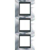 Рамка трехместная Unica Top. Цвет Блестящий хром/Графит MGU66.006V.210
